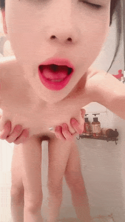 女神浴室洗澡被幹【月月嗷】連幹兩炮~好舒服啊~叫喊~大雞巴快點給我高潮