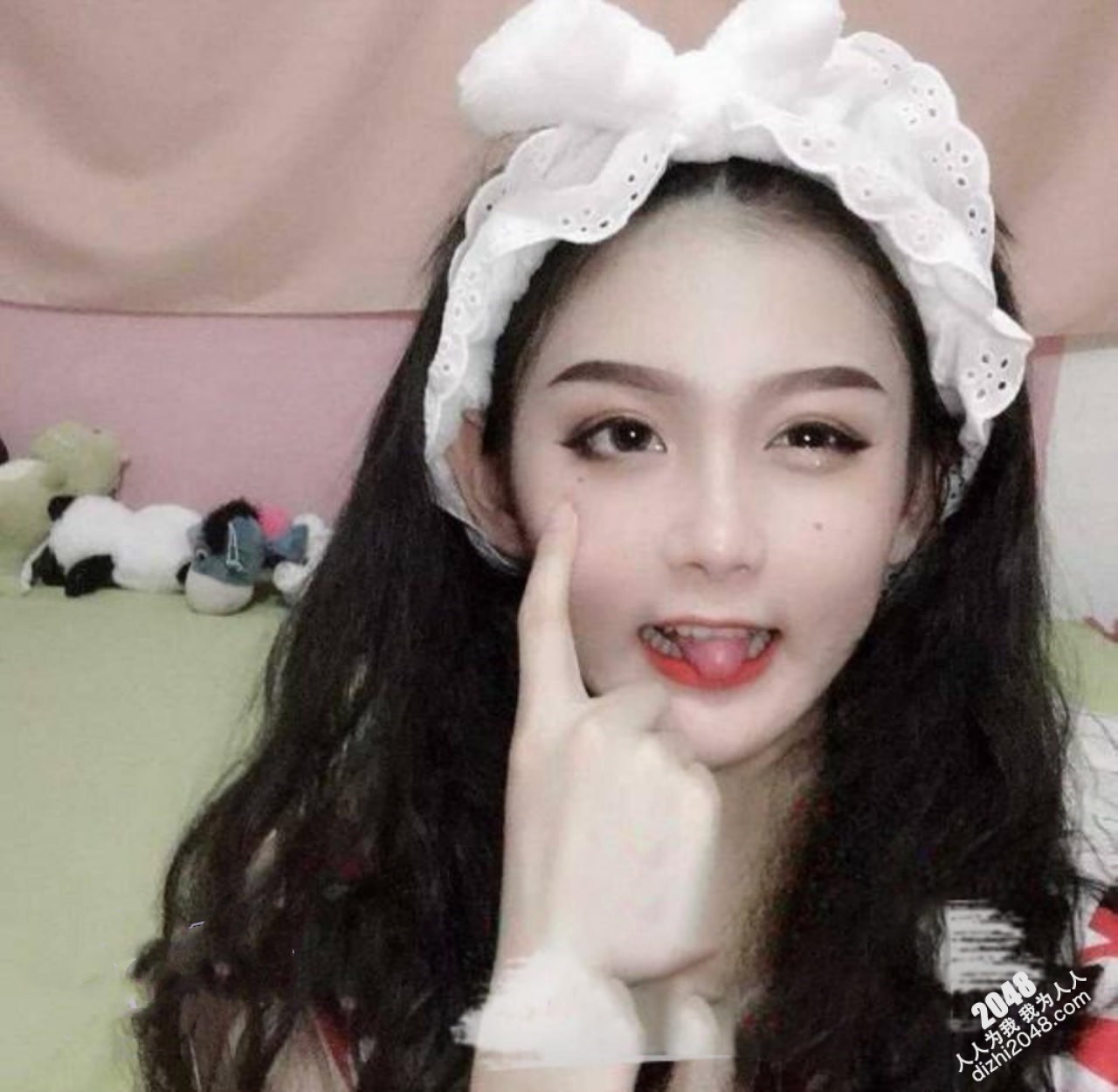 华中师范大学高颜值学生妹 蔡靖薇 因网贷无力偿还 室友介绍出卖自己的第一次破除视频泄