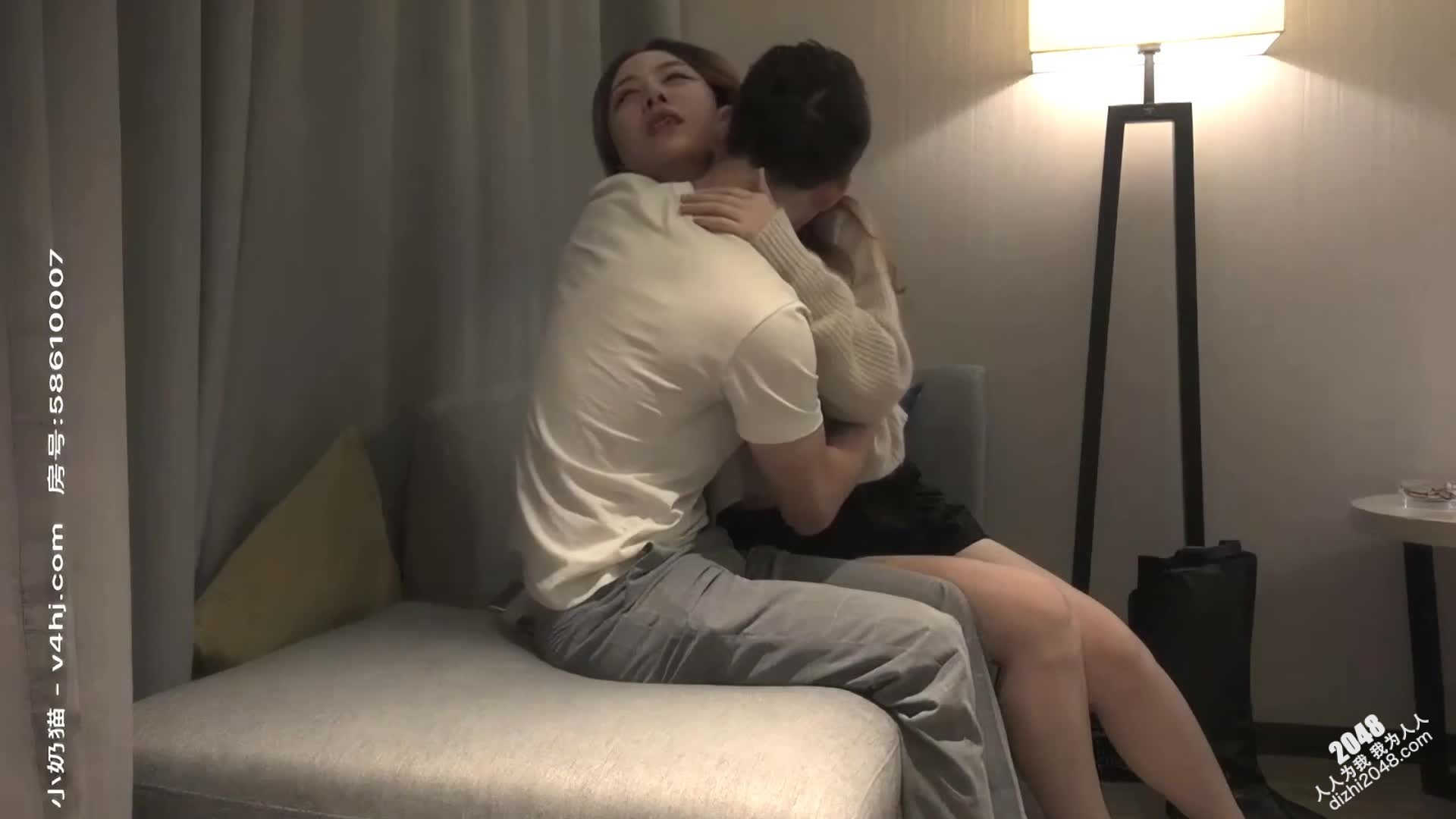 [MP4/ 883M] 漂亮小姐姐 你的太大了轻点有点疼 啊啊好爽 你真厉害 身材丰满大浪股